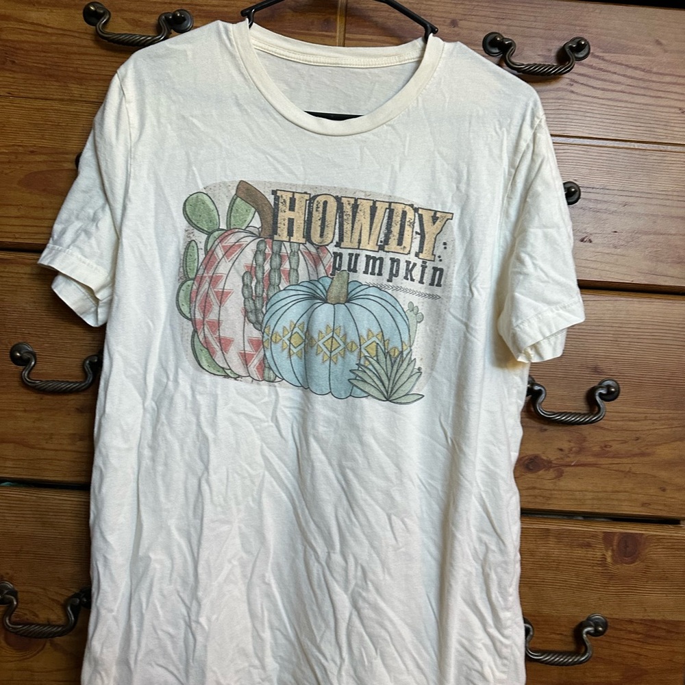 Howdy Pumpkin Graphic T-Shirt